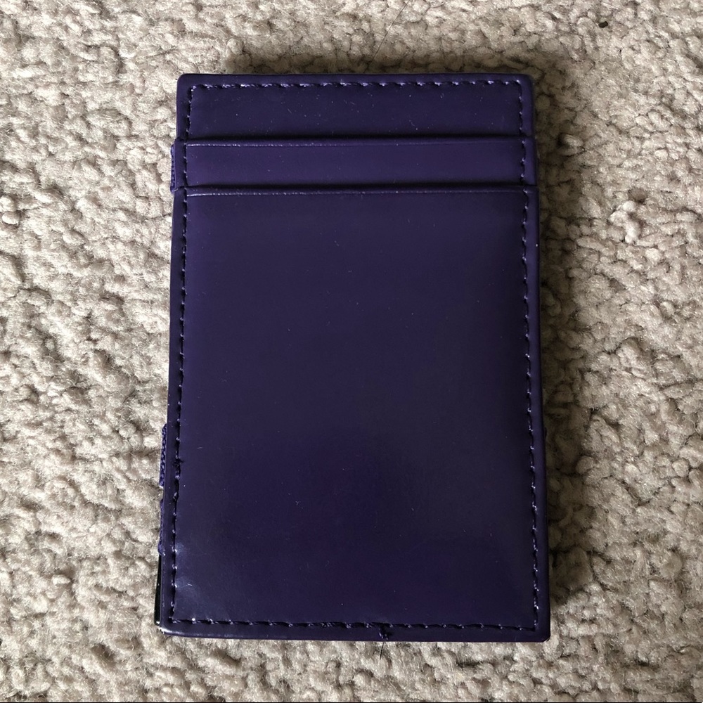Land’s End Magic Wallet